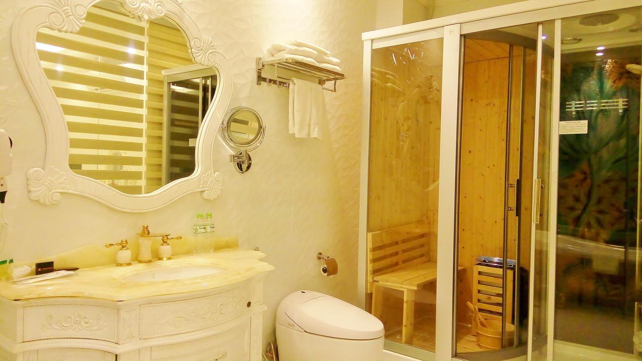 הו צ'י מין סיטי Tuong VI Hotel Saigon מראה חיצוני תמונה